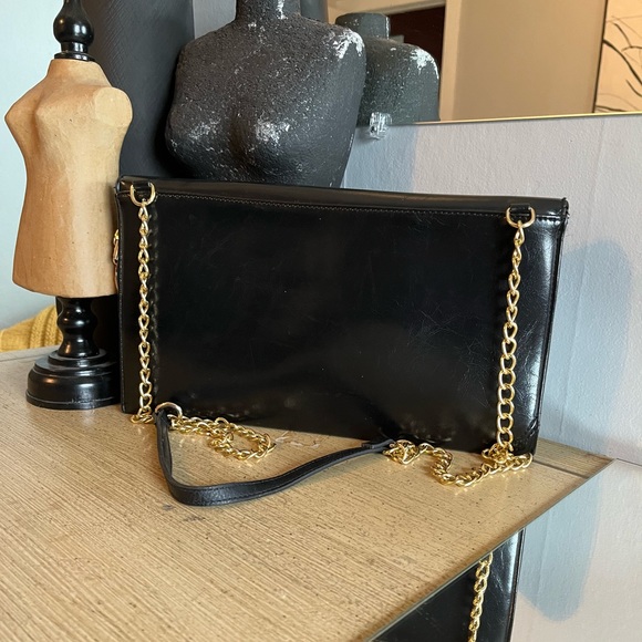Black Edgy Modern Purse - Picture 2 of 6